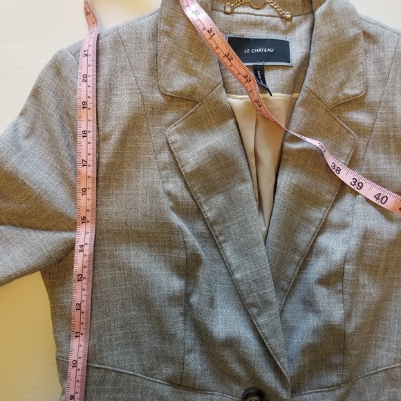 Le Chateau Linen look Blazer - Picture 5 of 9